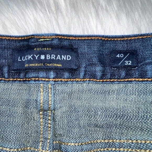 LUCKY BRAND Mens 361 Vintage Straight Distressed Denim Jean 40 x 32 - Picture 8 of 9